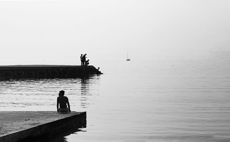 Person Sitting on Concrete Dock in Grayscale graphy, HD wallpaper
