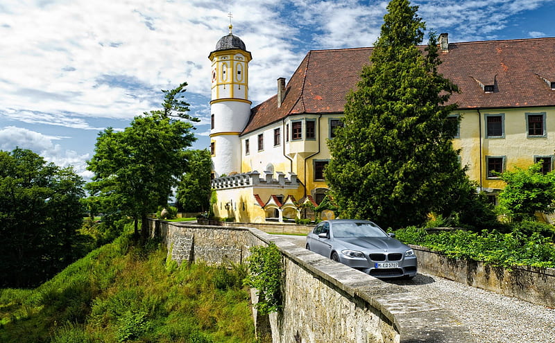 BMW leaving a monastery, driveway, holl, car, trees, monastery, HD wallpaper
