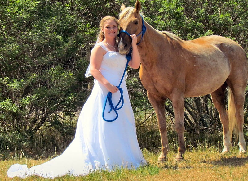 Cowgirl's Bride's Maid, female, models, boots, ranch, bride, fun, women, horses, cowgirls, girls, fashion, western, style, HD wallpaper
