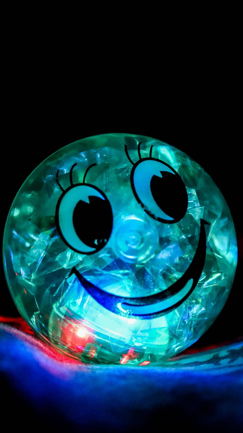 Shinning ball , happy, smiley, happiness, backlight, HD phone wallpaper