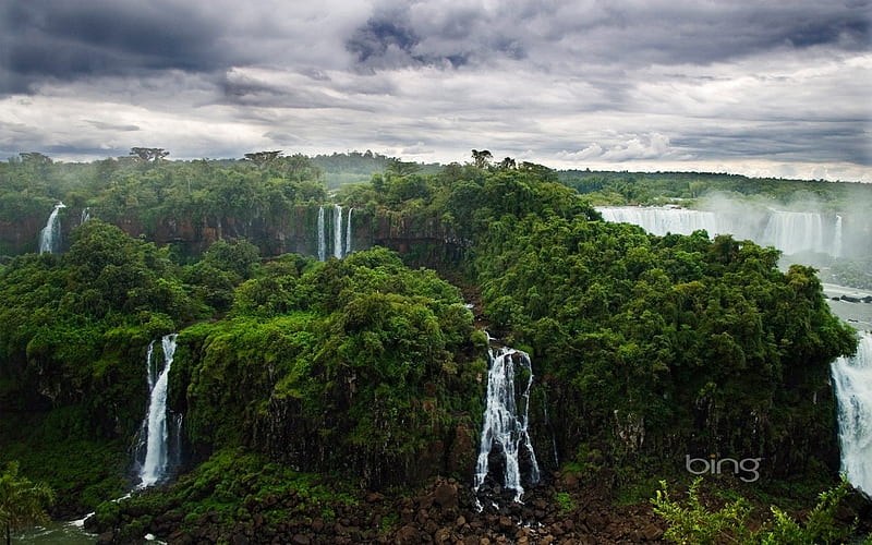 The worlds widest waterfall in Brazil Iguazu Falls, HD wallpaper