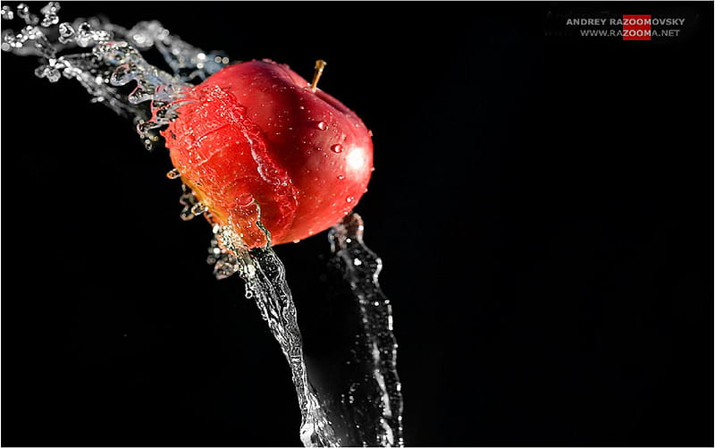 Red Apple, apple, splash, red, water, HD wallpaper