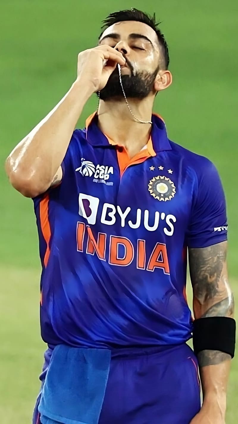 Mitchell Johnson claims Virat Kohli cannot handle pressure ahead of India  versus Australia | Daily Mail Online