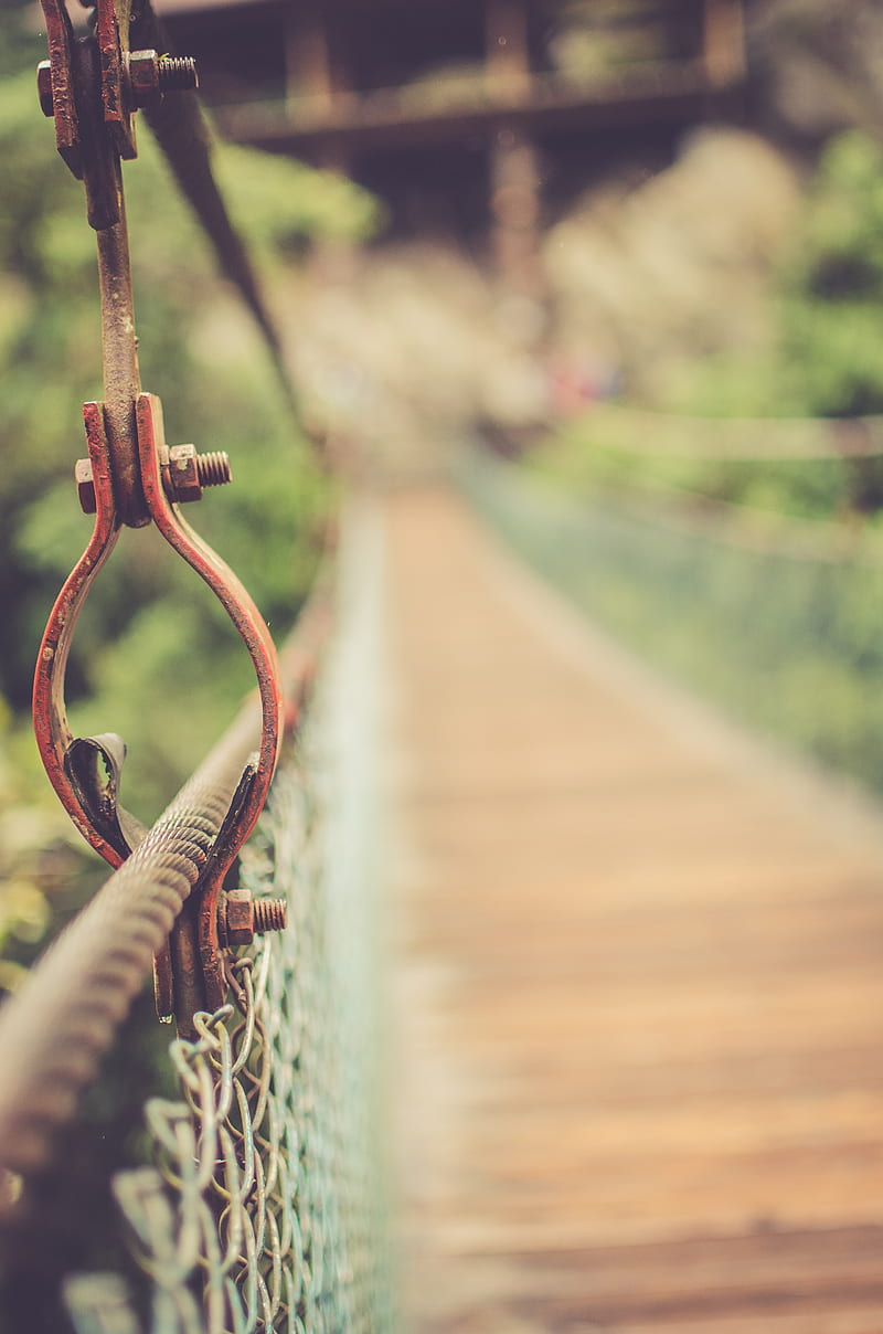 Metal details on a suspension foot bridge, HD phone wallpaper