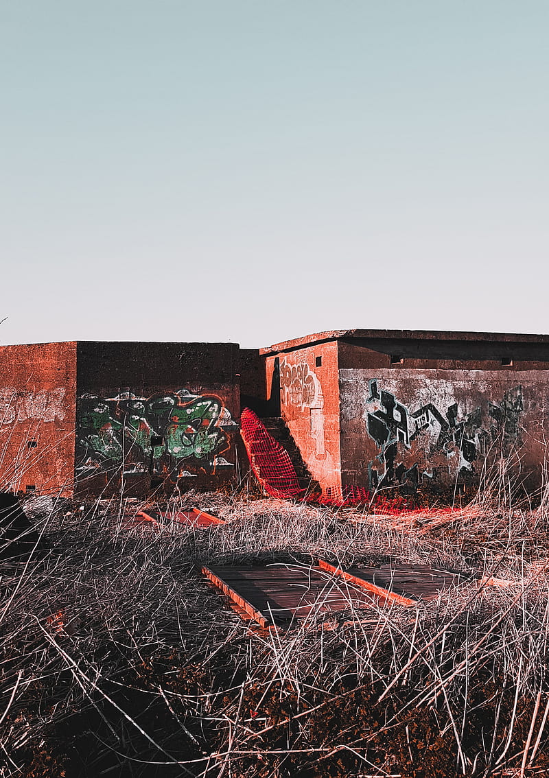 Anti aircraft, abandoned, battery, building, disvover, graffiti, gun battery, graphy, guerra, HD phone wallpaper