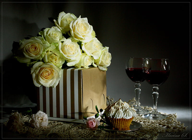 still life, cake, rose, lace, box, bonito, graphy, nice, flowers, drink, cups, harmony, romance, wine, gift, roses, elegantly, cool, bouquet, flower, HD wallpaper