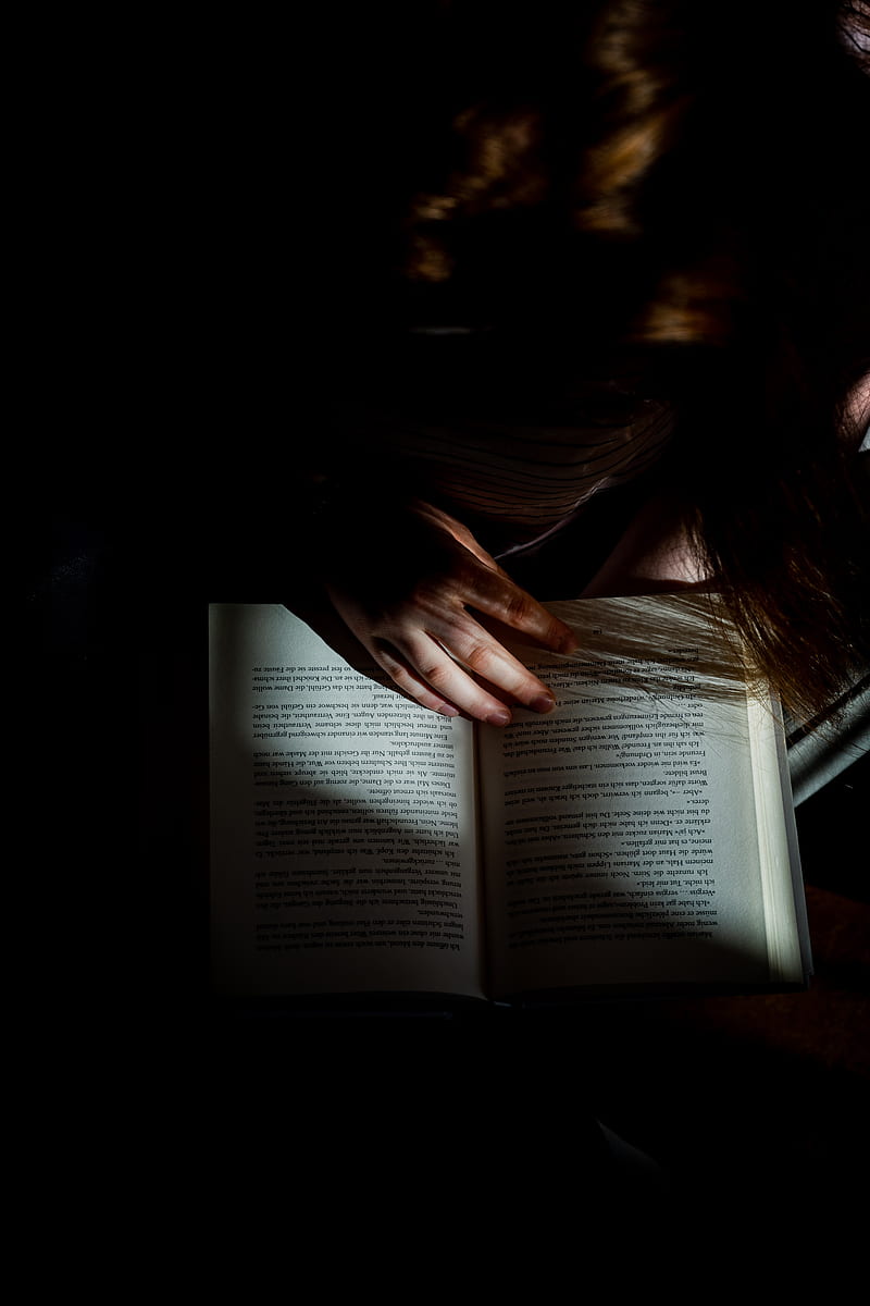 girl, book, reading, hand, dark, HD phone wallpaper