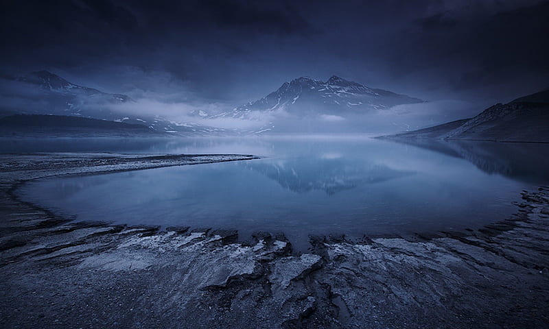 Blue Dusk Mountain Reflection Lake Hd Wallpaper Peakpx