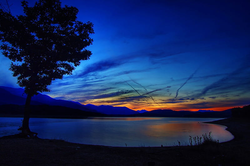 Evening at Lake, tree, water, dark, colors, sunset, sky, panorama, HD wallpaper