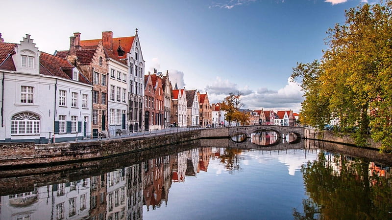 canal in lovely bruges belgium, cty, reflection, bridge, canal, HD wallpaper