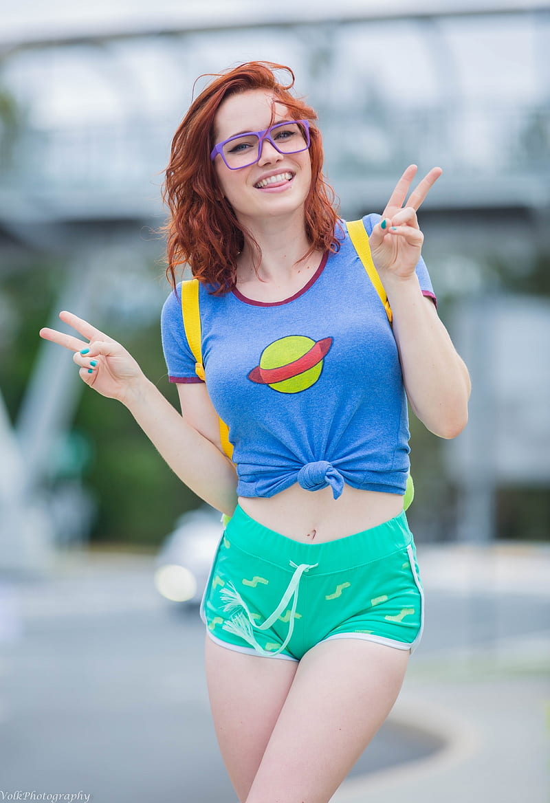 Nichameleon, women, model, redhead, fake glasses, cosplay, T-shirt, short shorts, belly, looking at viewer, smiling, painted nails, peace sign, depth of field, women outdoors, portrait display, HD phone wallpaper
