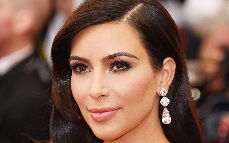 Kim Kardashian, American star, portrait, beautiful woman, face, make-up, HD wallpaper