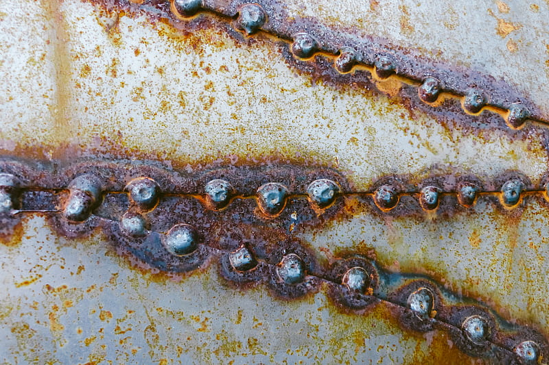 Background of old metal surface with bright rust on welding elements in shabby structure, HD wallpaper