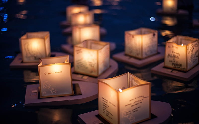 Floating Lanterns, pretty, lantern, bonito, sea, lights, splendor, beauty, reflection, light, blue, night, amazing, candle, lanterns, lovely, view, ocean, floating, sky, lake, candles, water, peaceful, nature, HD wallpaper