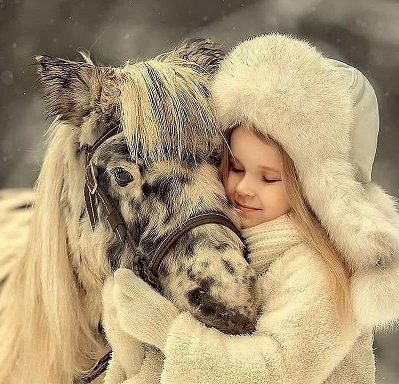 :), animal, little girl, winter, horse, ponei, childhood, girl, elena mikhailova, copil, iarna, poney, child, pony, hat, HD wallpaper