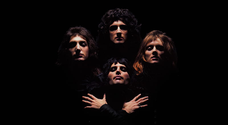 Queen (nhóm nhạc) - Queen là nhóm nhạc huyền thoại, với những bản hit vang dội, giọng hát đầy cảm xúc và phong cách biểu diễn sôi động. Tận hưởng những hình ảnh và video ca nhạc của họ để đắm chìm trong âm nhạc đỉnh cao của những năm 70 và 80.