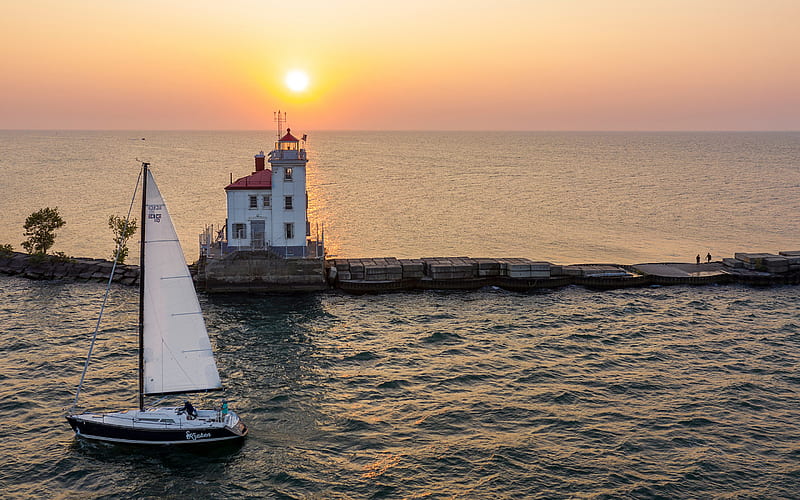 Fairport Harbor West Breakwater Light, Lake Erie, Lighthouse, sailboat, evening, sunset, Ohio, USA, HD wallpaper