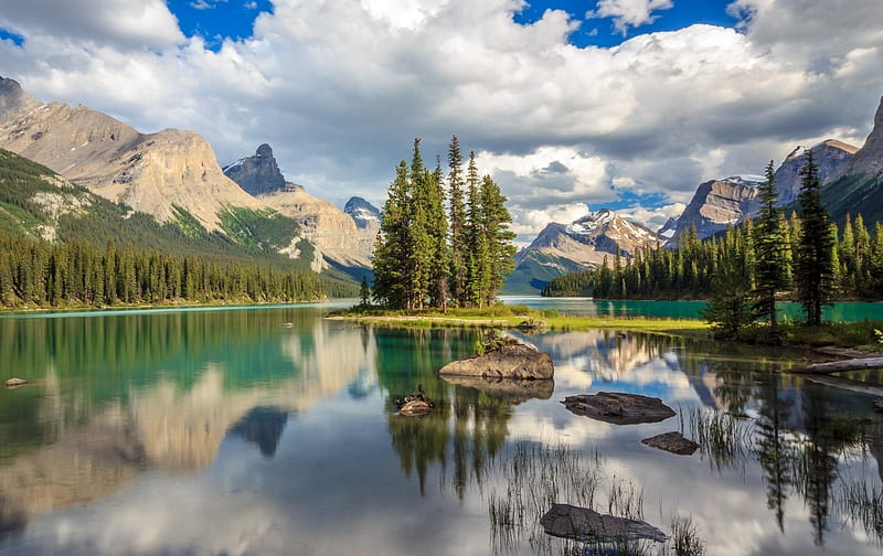 Lake in mountains, forest, clouds, lake, mountains, HD wallpaper | Peakpx