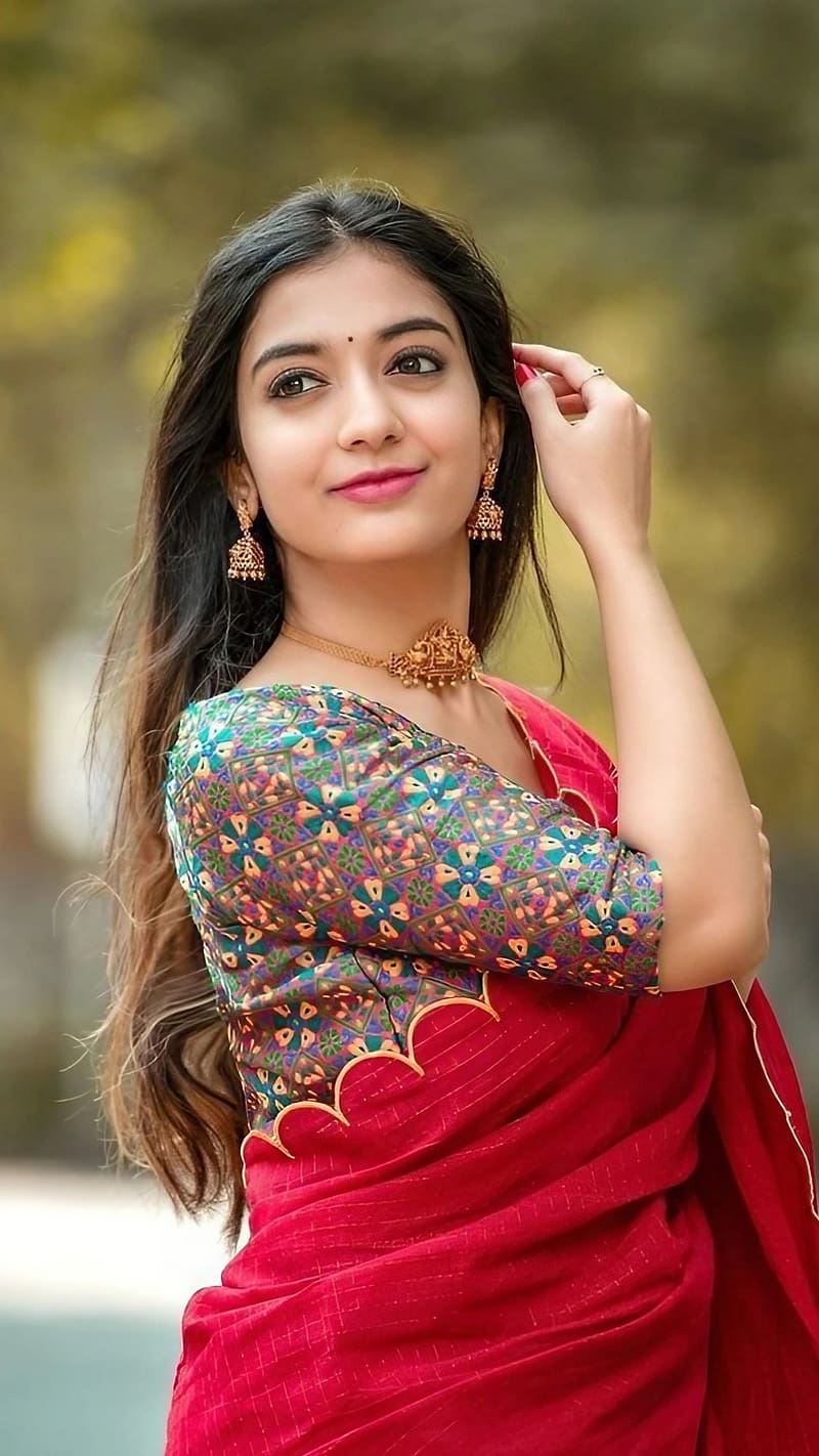 Ladies , Red Saree Look, traditional look, indian girl, HD phone wallpaper
