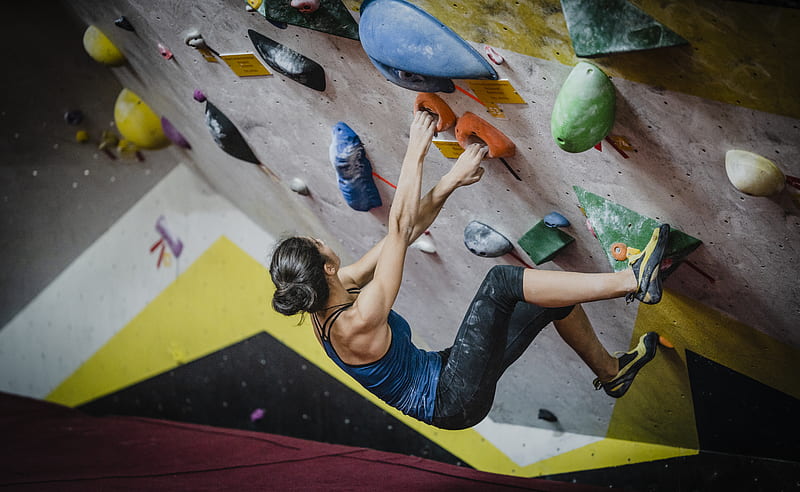 woman rock climbing inside building, HD wallpaper