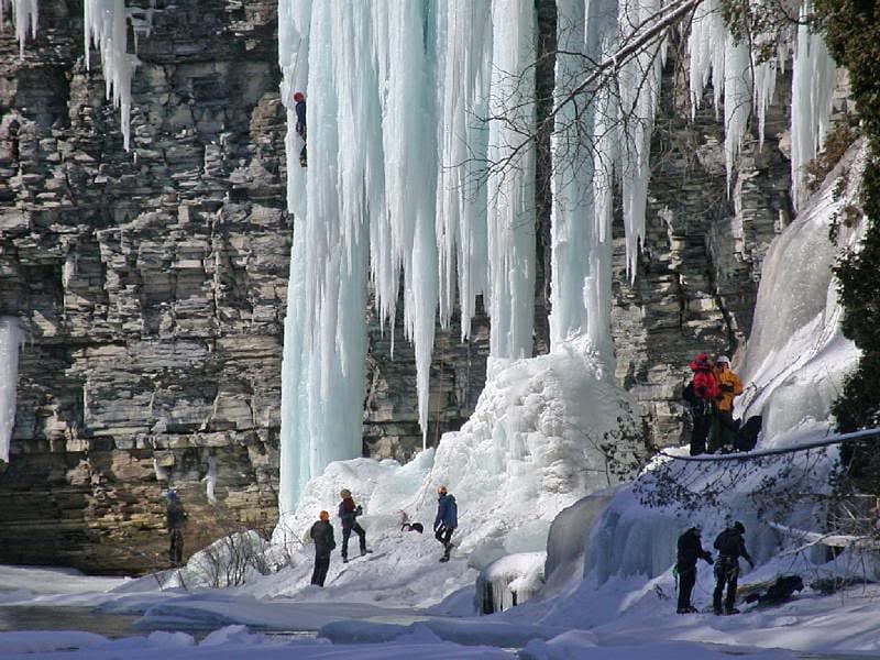 Large Falls Icicle, ice, rock, falls, people, HD wallpaper