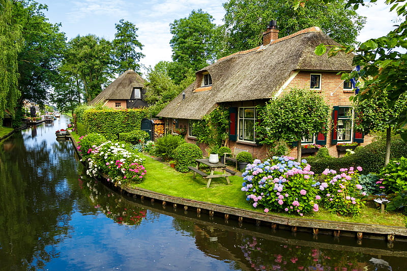 Giethoorn - the small Venice of the North, small, Netherland, north, house, greenery, bonito, spring, Venice, Holland, paradise, summer, village, flowers, HD wallpaper
