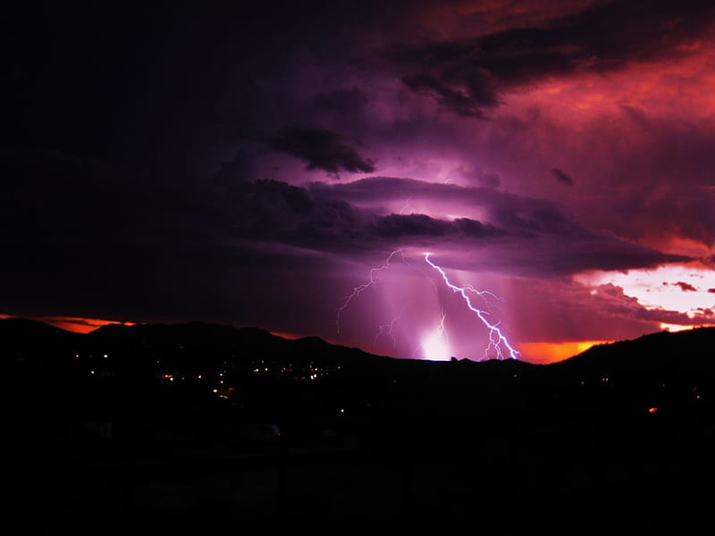 Lightning strike over Bagdad, sky, lightning, storm, bagdad, HD wallpaper