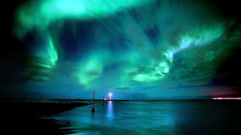 Beacon in the north for cat99, northern lights, water, green, ocean, sky, lighthouse, blue, HD wallpaper