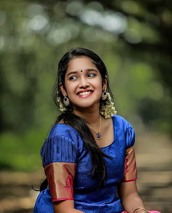Anikha, actress, malayalam, HD phone wallpaper | Peakpx