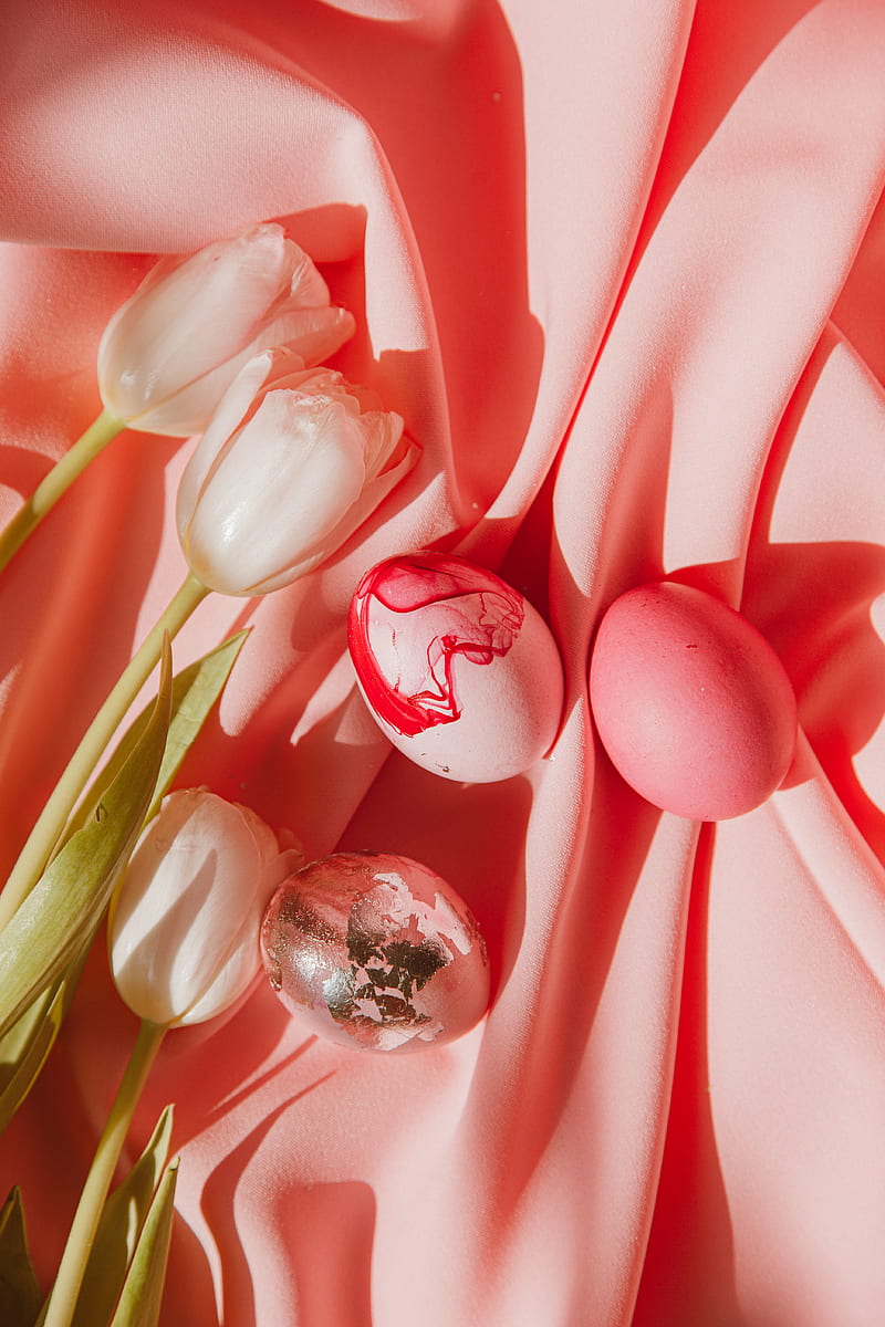 Red Tulips And Colored Eggs On Pink Textile, HD phone wallpaper