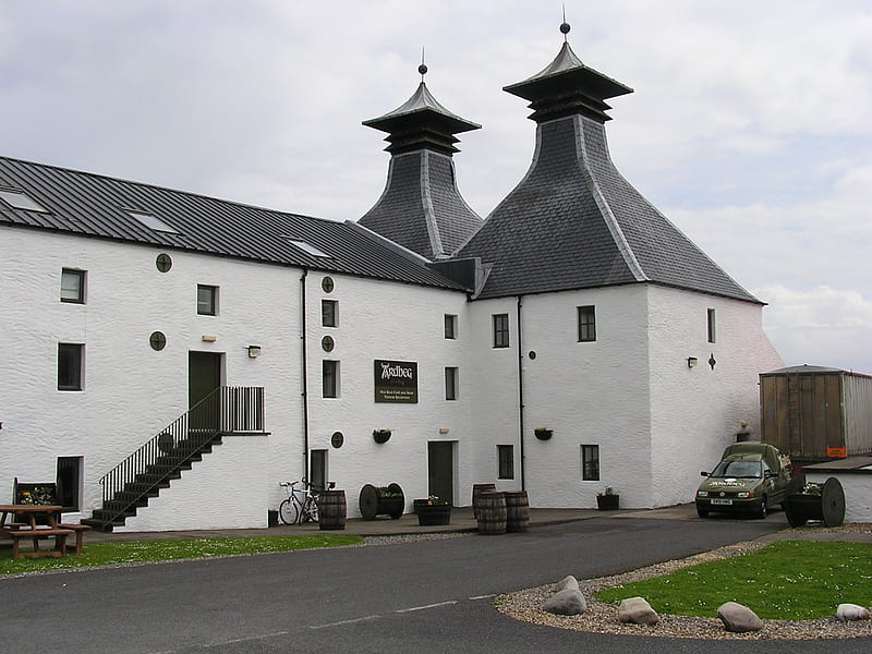 Scotland - Ardbeg Distillery, whisky, single malt, scotland, islay, HD wallpaper