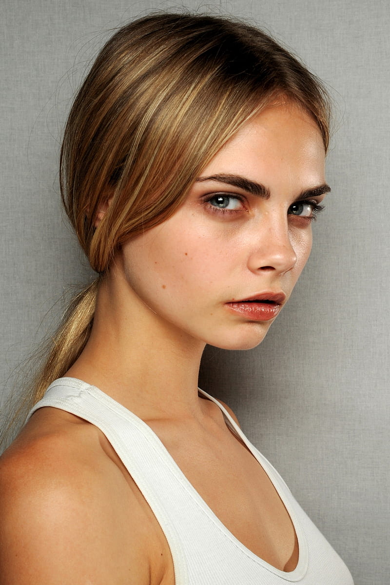 Cara Delevingne, women, blue eyes, model, actress, looking at viewer, simple background, HD phone wallpaper