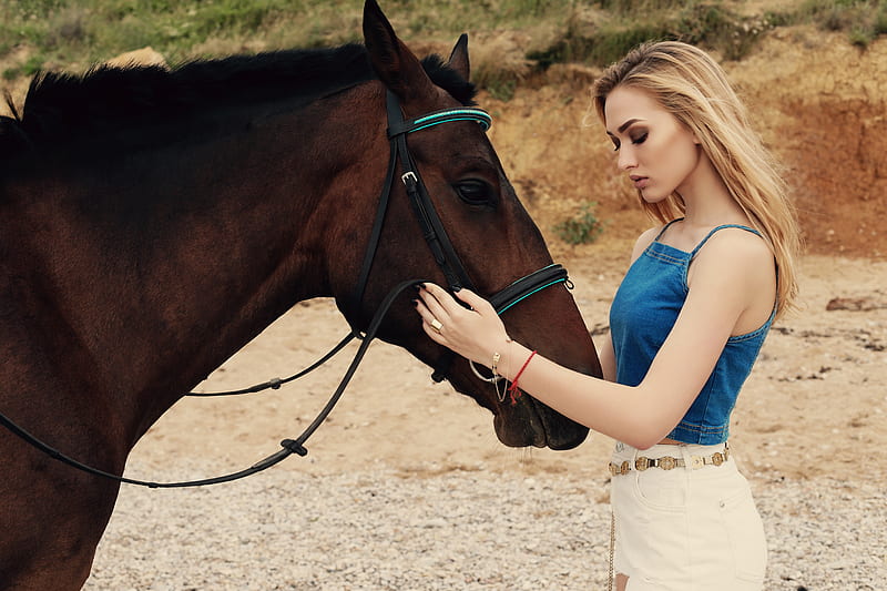 Blonde Girl With Horse , blonde, girls, model, horse, HD wallpaper