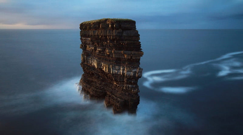 layered rock island at sea, rocks, grass, layers, island, sea, mist, HD wallpaper