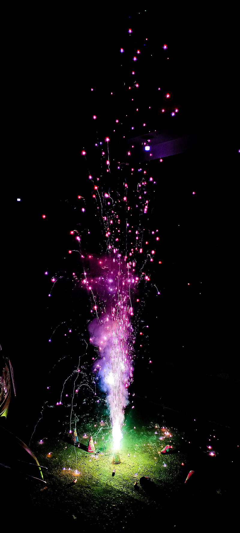Fire burning, crackers, diwali, fire, glitter, infinity, purple, red, screen, sky, special, HD phone wallpaper