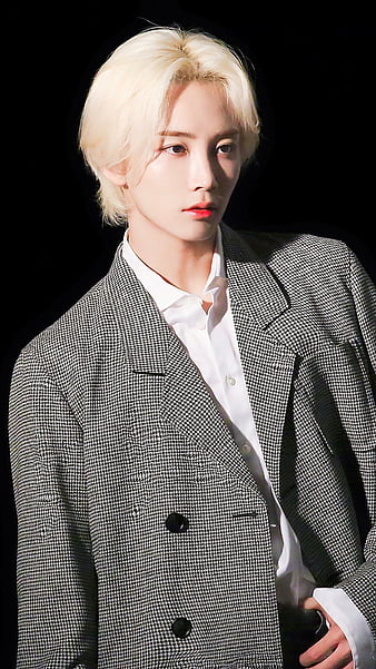 Download Yoon Jeonghan Henggarae Background | ManyBackgrounds.com