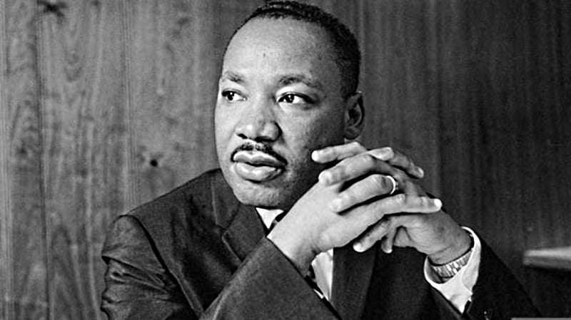 Martin Luther King Jr., sits, distance, in, looks, HD wallpaper