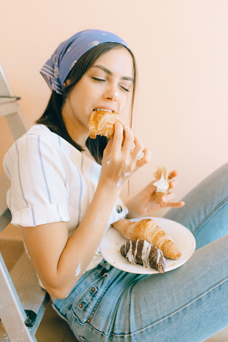 Woman in White T-shirt Eating Bread, HD phone wallpaper