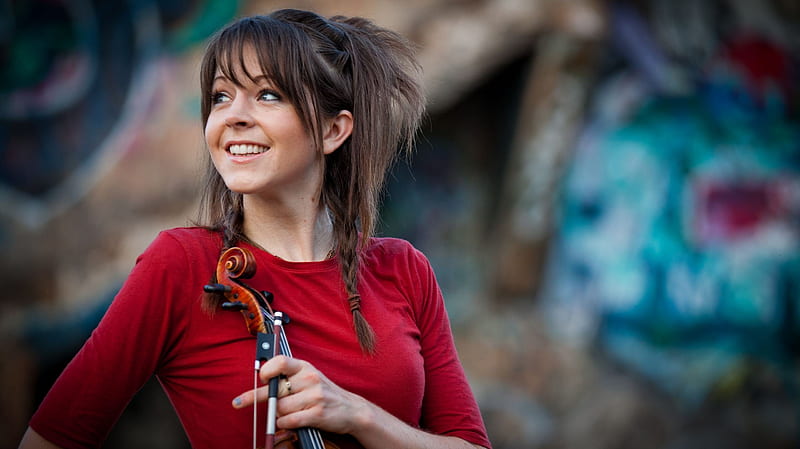 Lindsey Stirling Cute, girls, music, lindsey-stirling, cute, happy, smiling, HD wallpaper