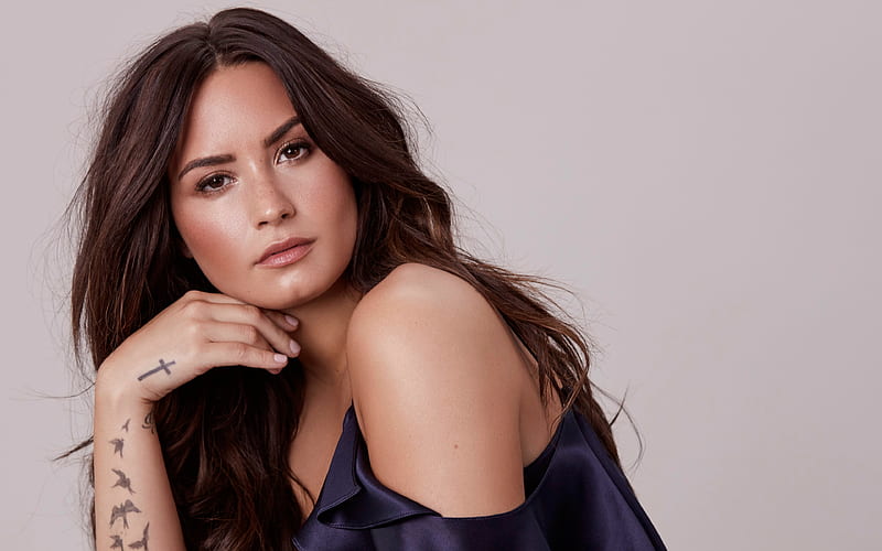 Demi Lovato, portrait American singer, blue dress, HD wallpaper