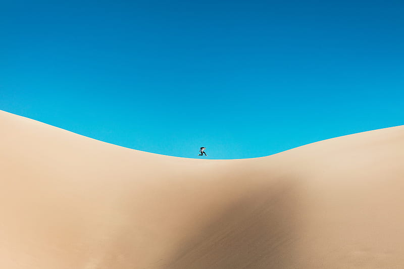 man, jump, desert, sand, HD wallpaper