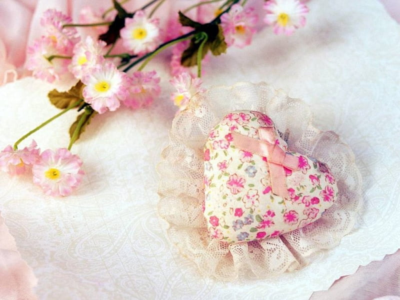 Heart Sachet, flowers, lacy heart, romantic, HD wallpaper