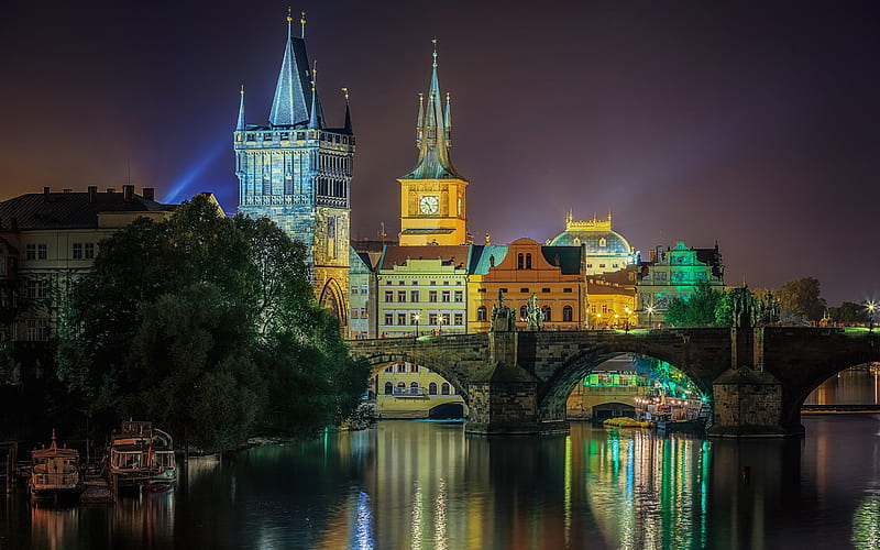 Prague, Charles Bridge, Vltava River, evening, sunset, chapel, stone bridge, Prague landmark, Czech Republic, HD wallpaper