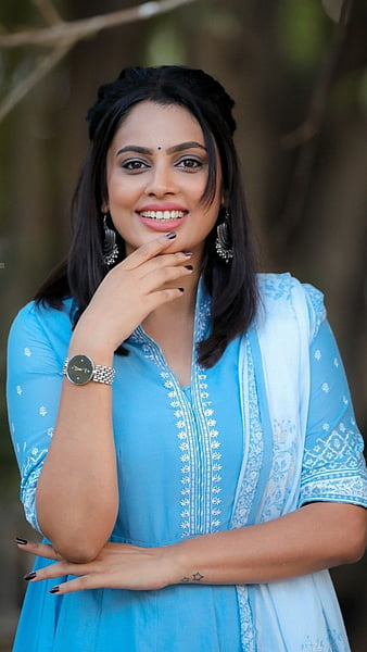 Swetha Tiwari Wallpaper Download | MobCup