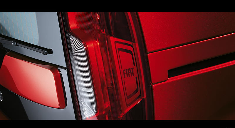 2015 Fiat Doblo - Tail Light , car, HD wallpaper