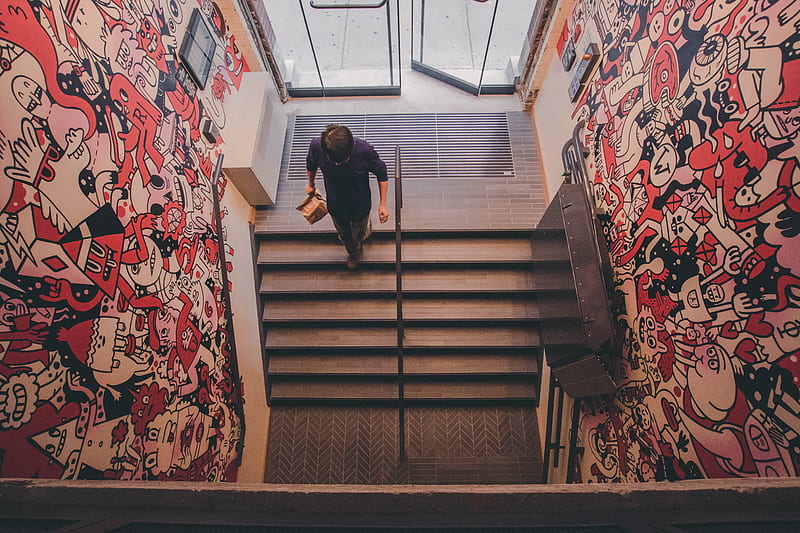 person walking down concrete steps, HD wallpaper