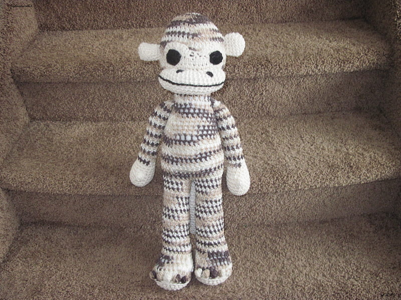 Monkey on the stairs, monkey, knitting, needles, brown, black, white, HD wallpaper