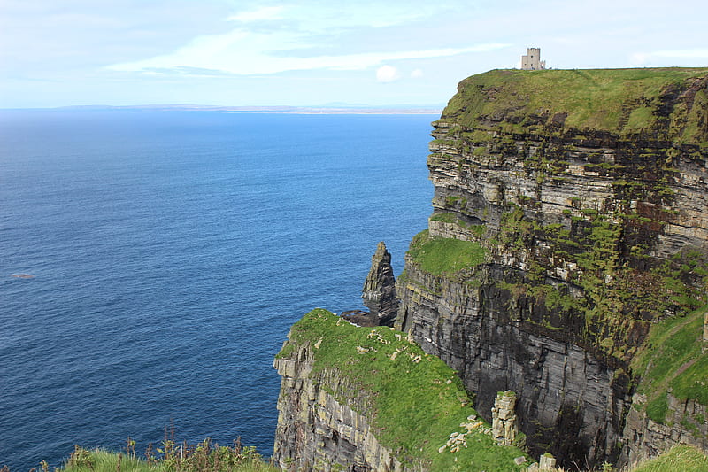 Castle, blue sea, rocky cliff, Ireland, hill top, cliff of moher, HD wallpaper