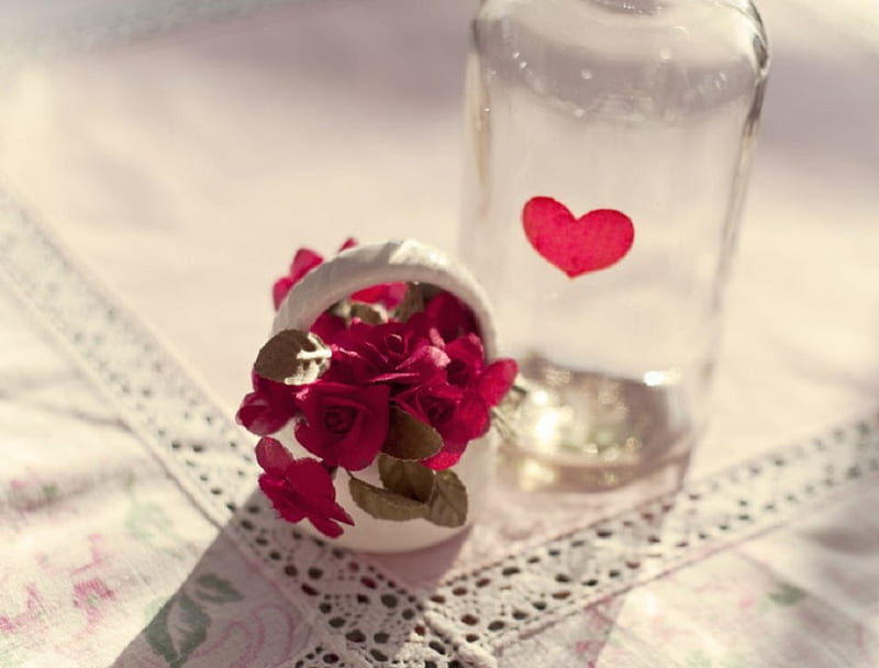 Home is where the heart, tiny bouquet, still life, bottle, heart, flowers, floral tablecloth, HD wallpaper