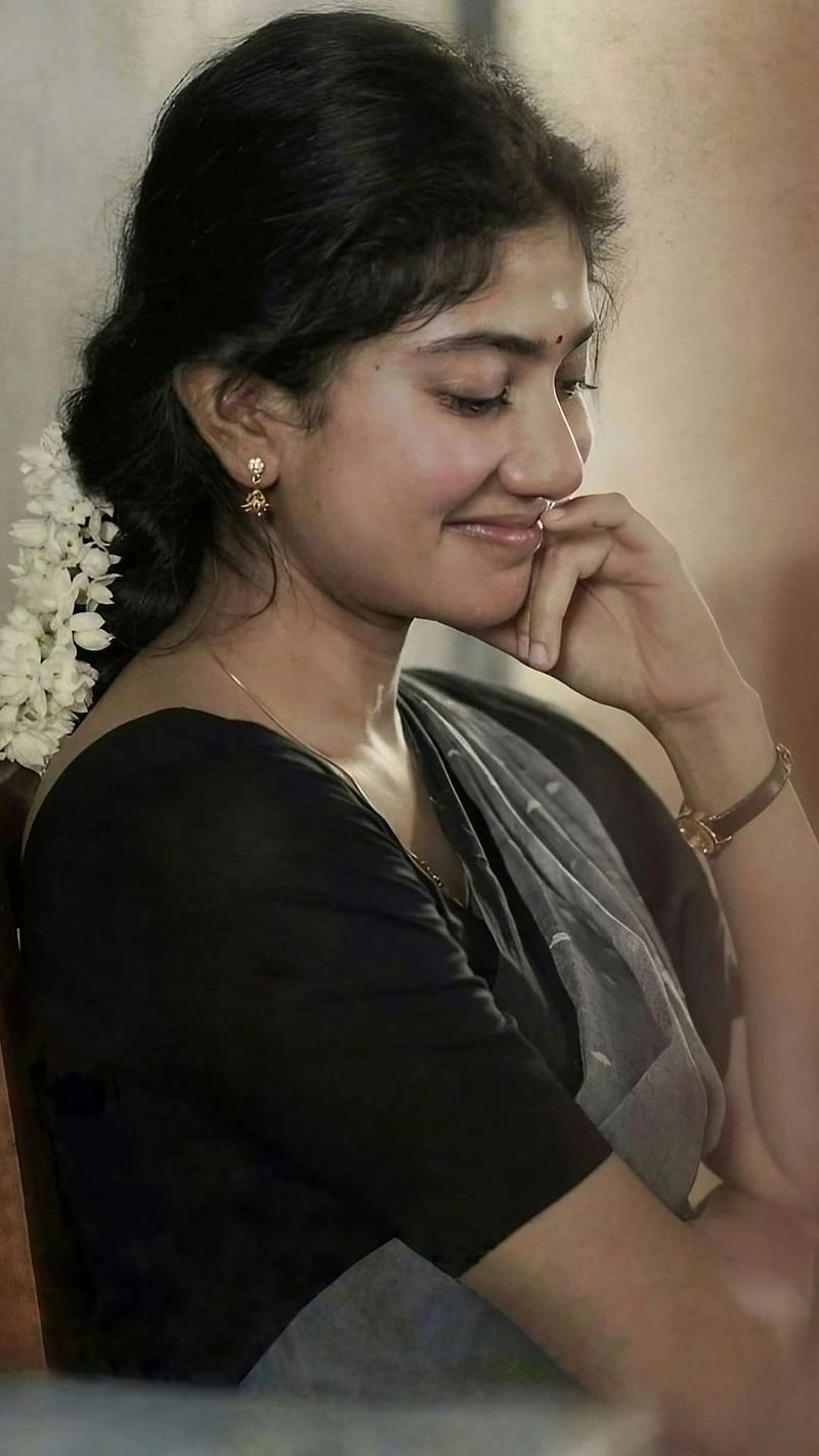 Sai Pallavi , Black And Grey Saree, actress, indian, HD phone wallpaper